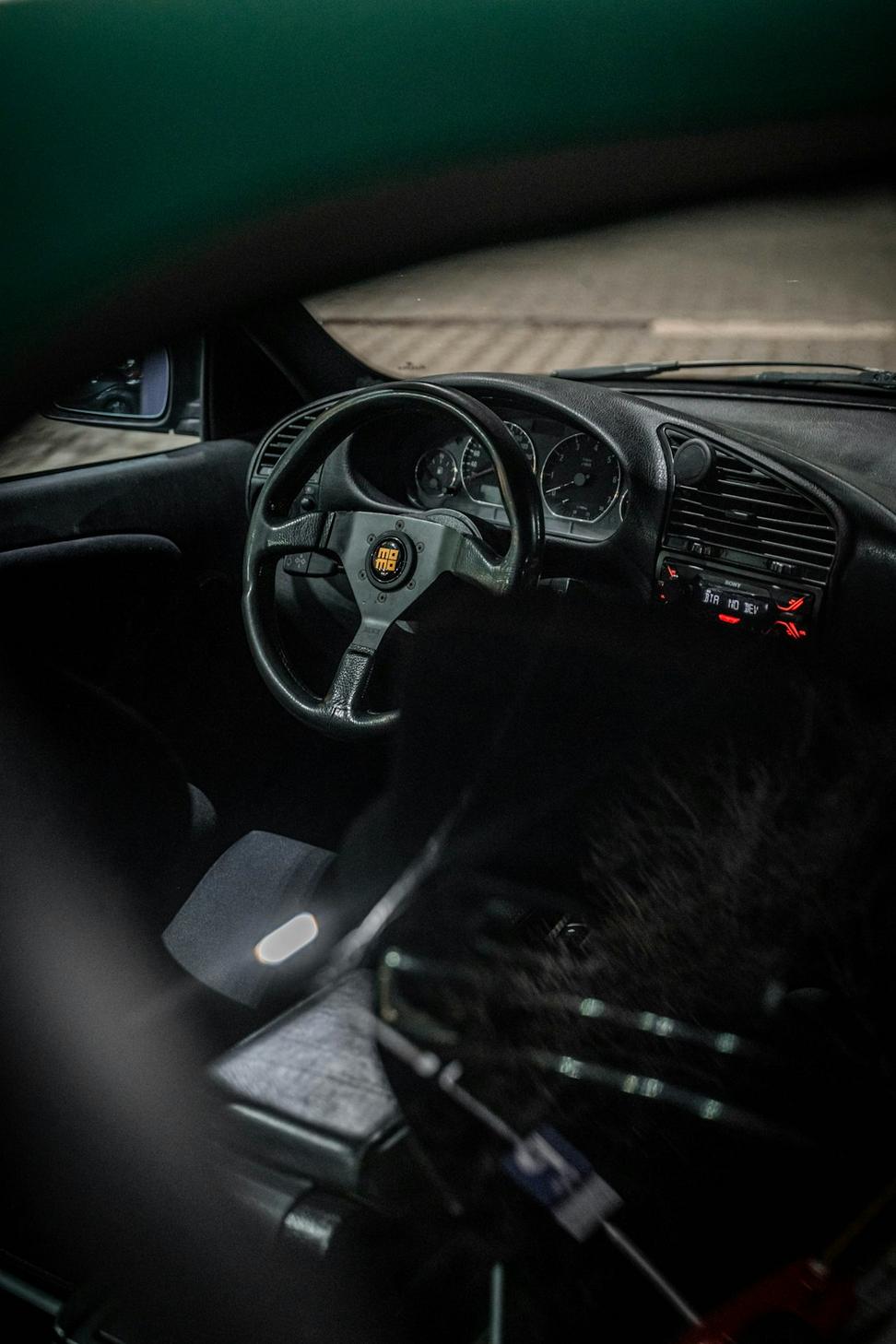 Porsche 964 interior
